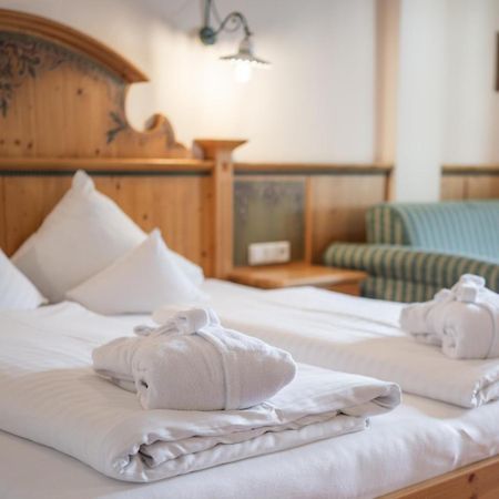 Das Posthaus Stubai&Smart Hotel Fulpmes Bagian luar foto